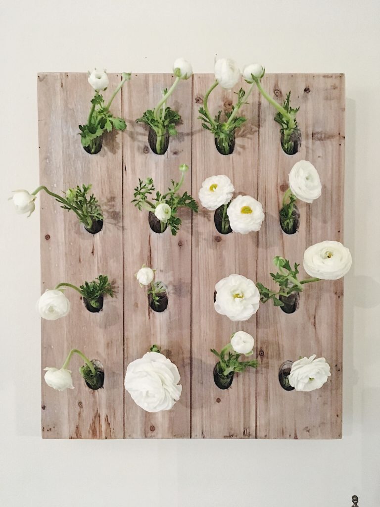 MAKE IT YOURSELF // Creating a Flower Display Board