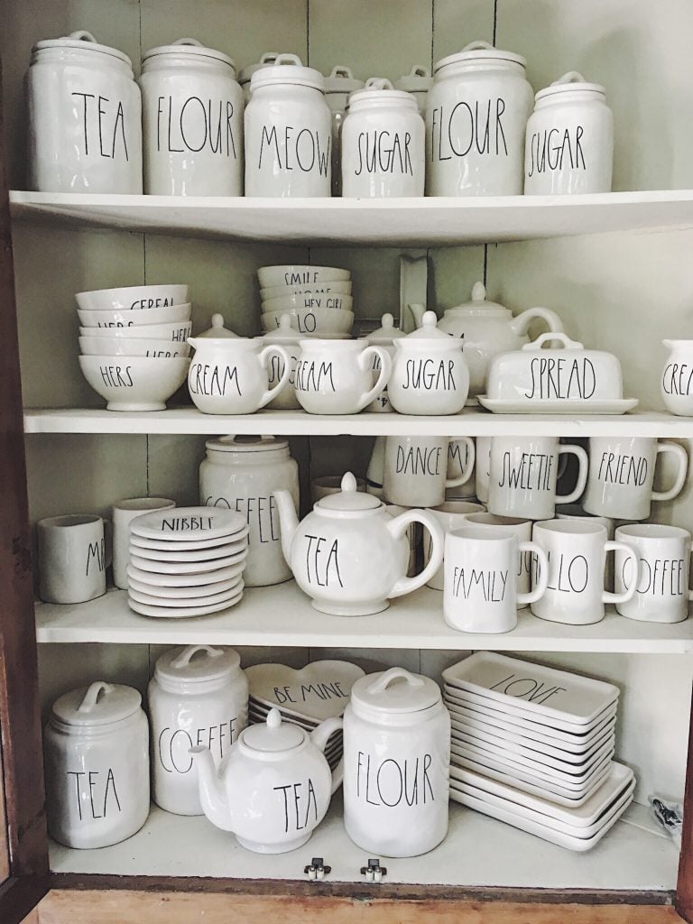 SIX TIPS FOR FINDING RAE DUNN POTTERY