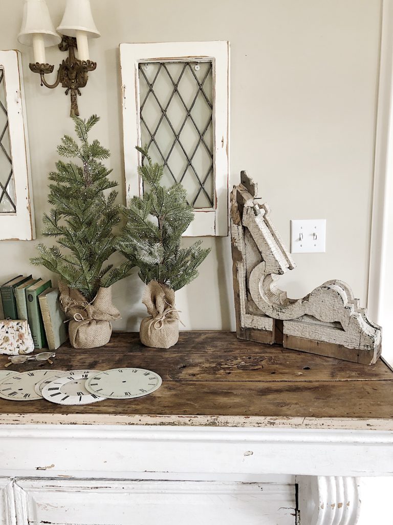 Why is Decorating For Christmas so Hard? - MY 100 YEAR OLD HOME
