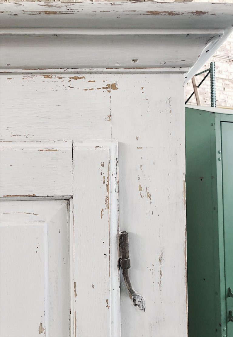 Finding the Perfect Chippy Paint Look with Old Barn Milk Paint