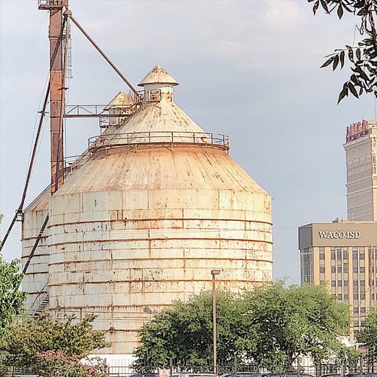 How to Plan a Trip to Waco and the Magnolia Silos - MY 100 YEAR OLD HOME