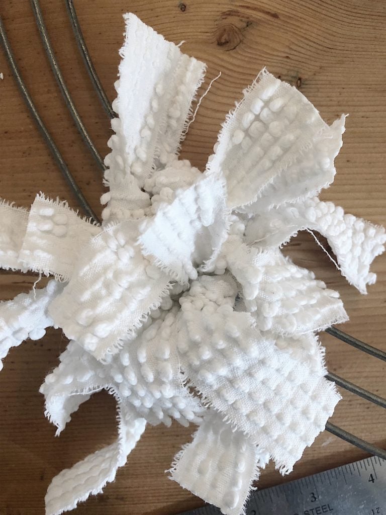 how to make a DIY chenille wreath