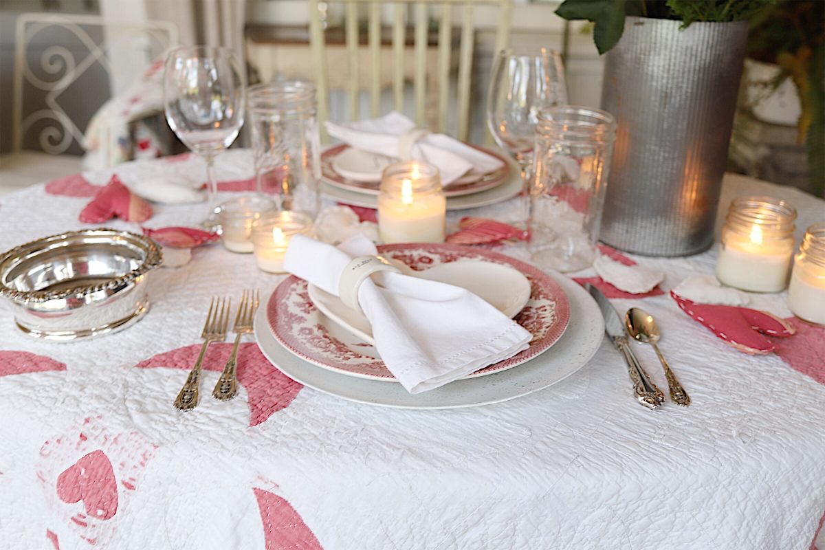Tips for Creating a Romantic Valentine's Day Table — 2 Ladies & A