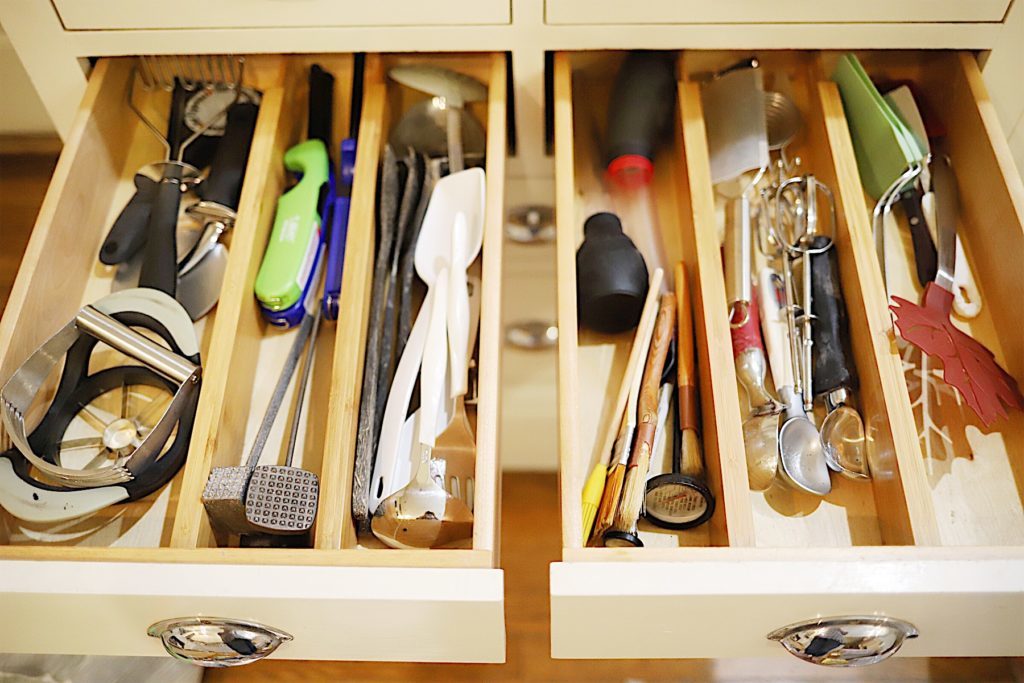 How to Organize Your Kitchen Drawers 3