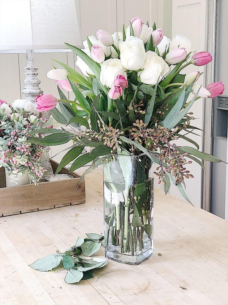 How to Make a Mother’s Day Arrangement with Grocery Store Flowers