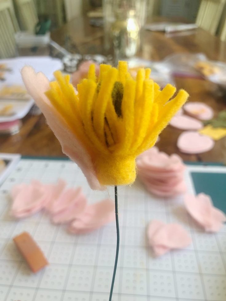 How to Cut and Make a Felt Flower Pillow with the Cricut Maker MY 100