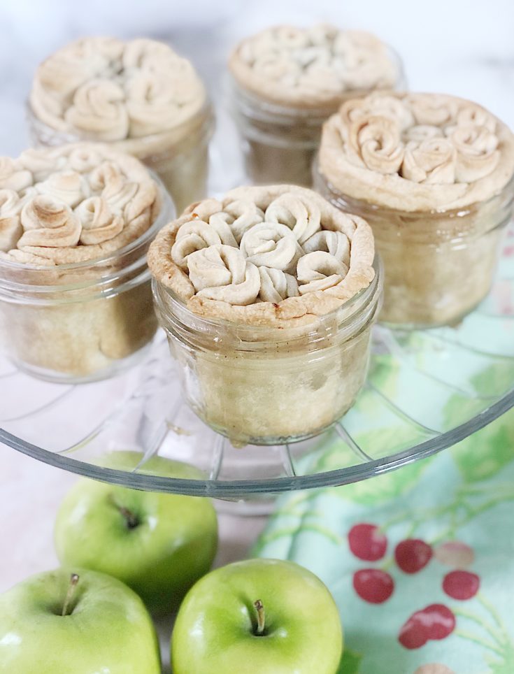 Mini Apple Pies in Ball Jars