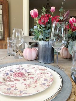 how to set a table for fall