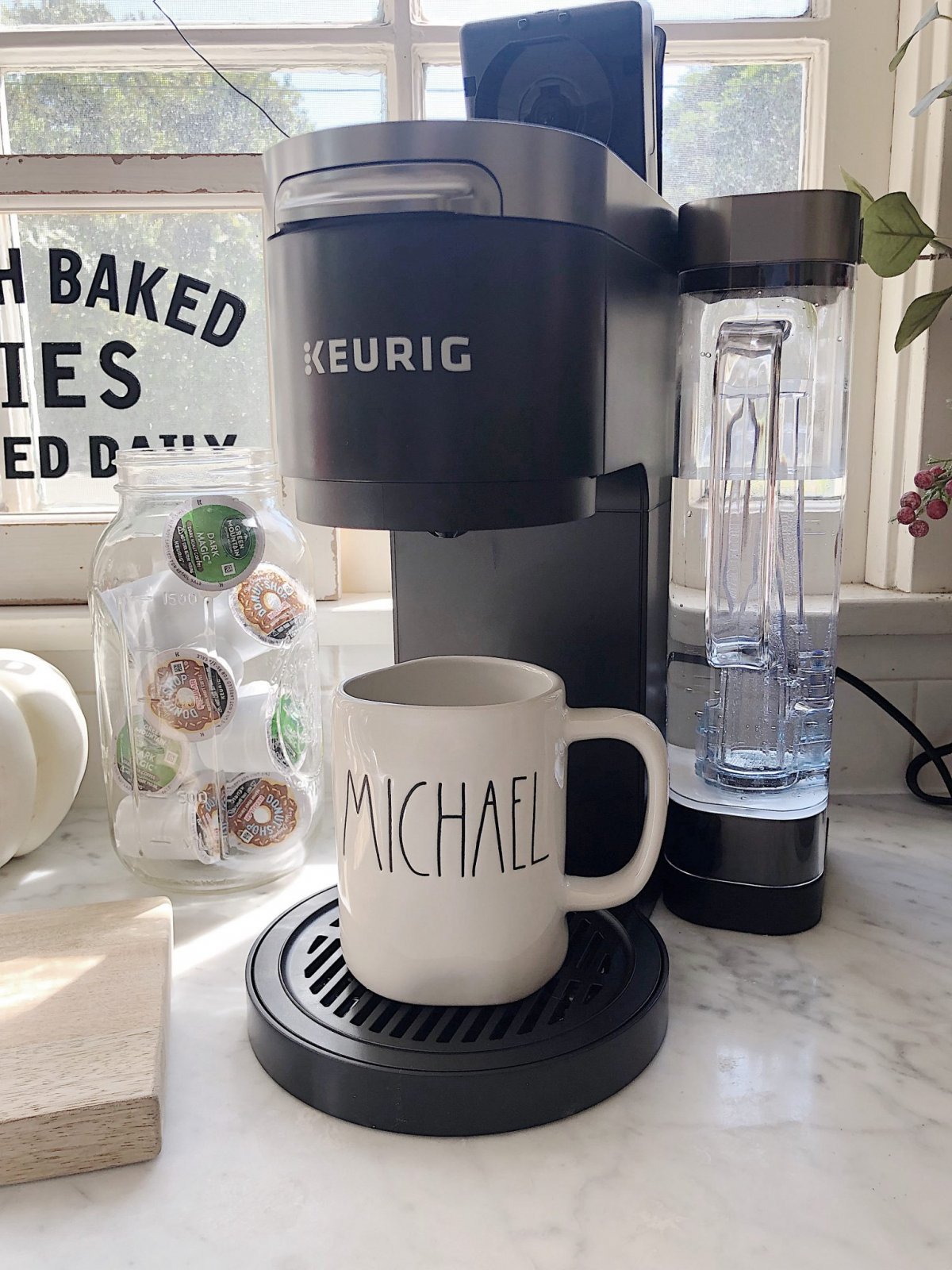 How to Use a Keurig® K-Duo Plus Coffee Maker - MY 100 YEAR OLD HOME Keurig K-duo Plus Lid Won't Stay Closed