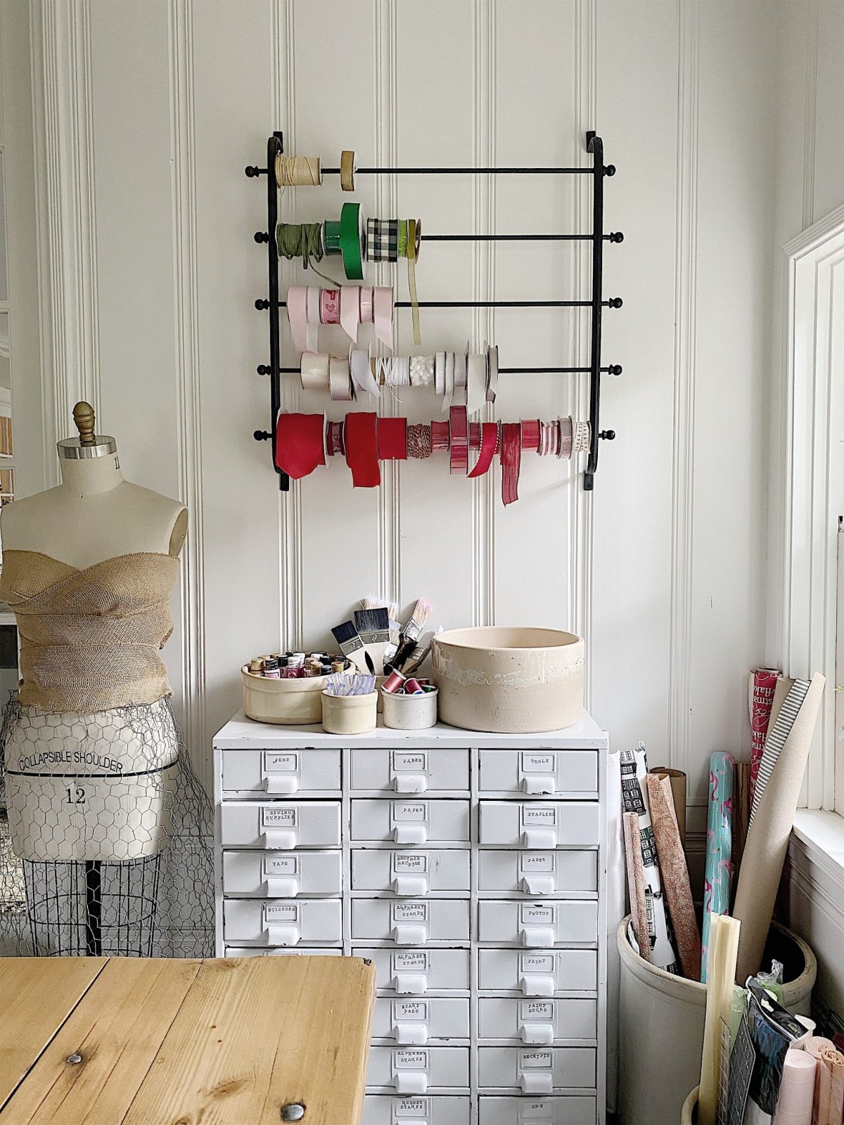 Organize Your Craft Room : How To Store Your Craft Supplies In A Small Space Decor By The Seashore - There is nothing better than feeling inspired in a place where you feel safe.