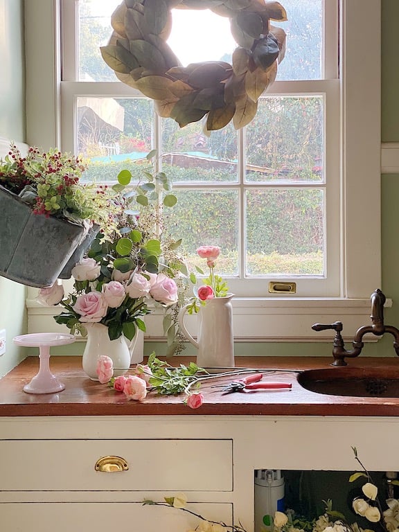 why you need fresh flowers in your home