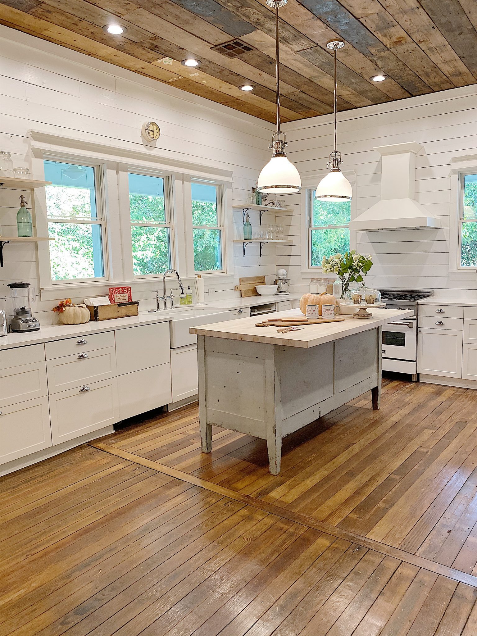 Home Tour of the Waco Airbnb Fixer Upper MY 100 YEAR OLD HOME