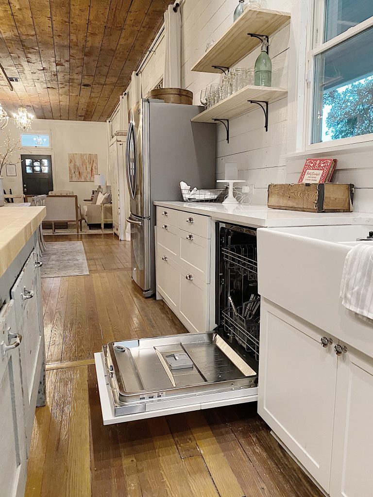 I am excited today to share with you how I selected appliances for our Waco home kitchen remodel. I searched for great looking appliances that were excellent quality at an affordable price and found them at ZLINE. I thrilled I found ZLINE and the oven of my dreams!