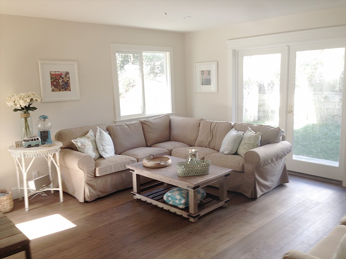 Family Room Tour | Ventura Beach House Tour