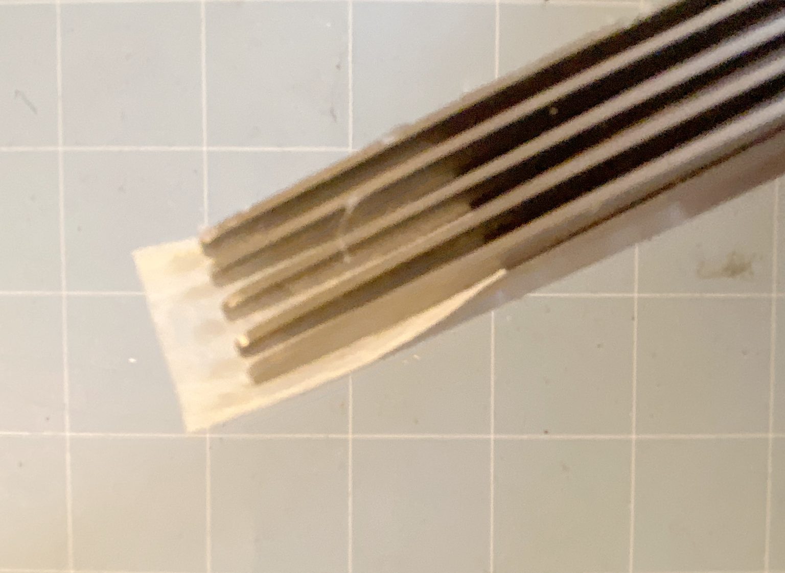 cut the paper with scissors