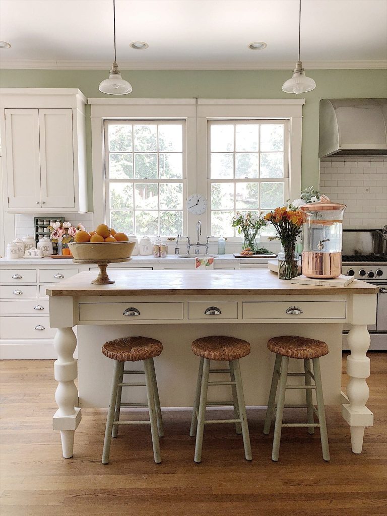 styling your kitchen for summer