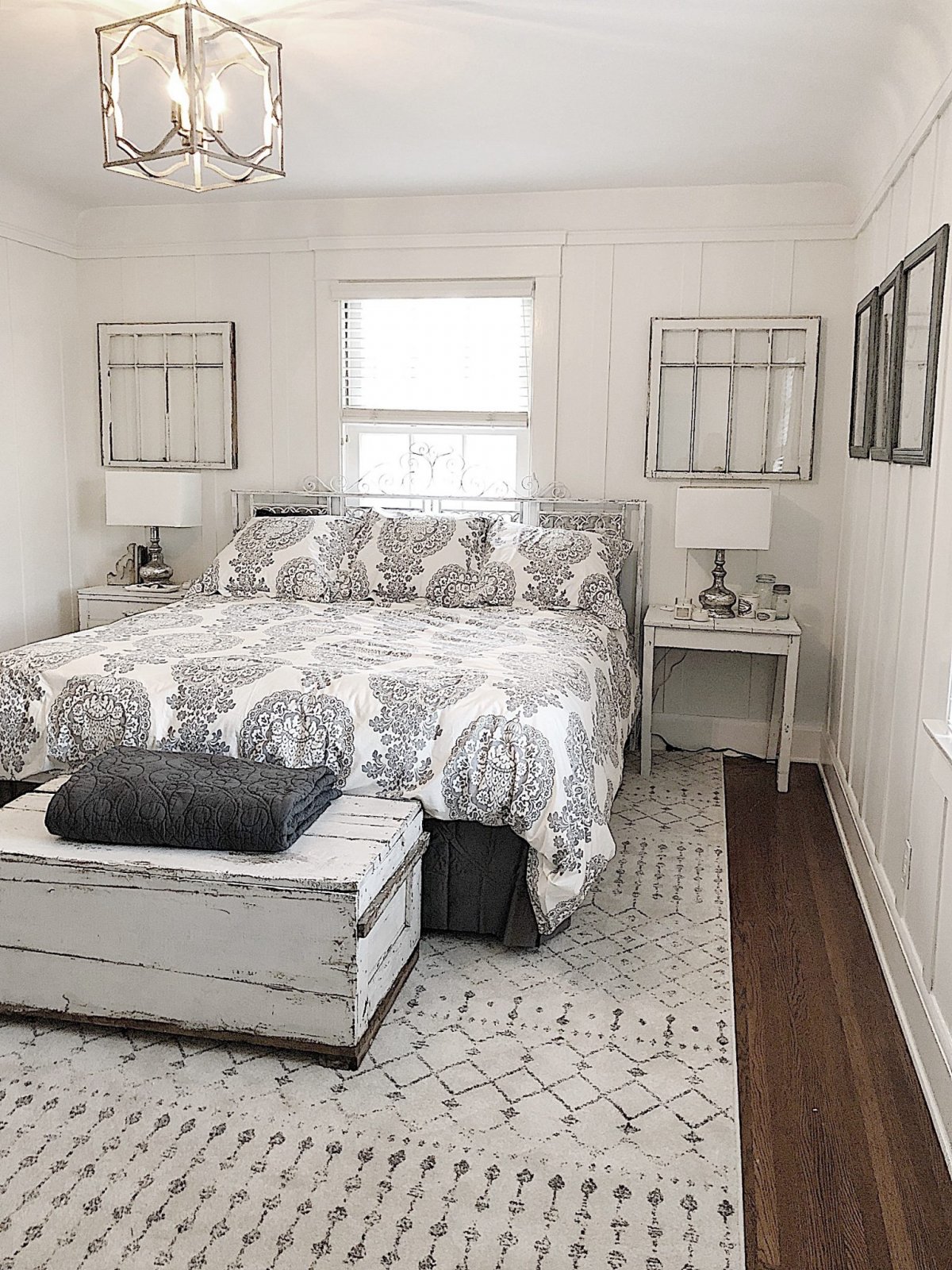 Guest-Bedroom-Makeover-Reveal-12-scaled