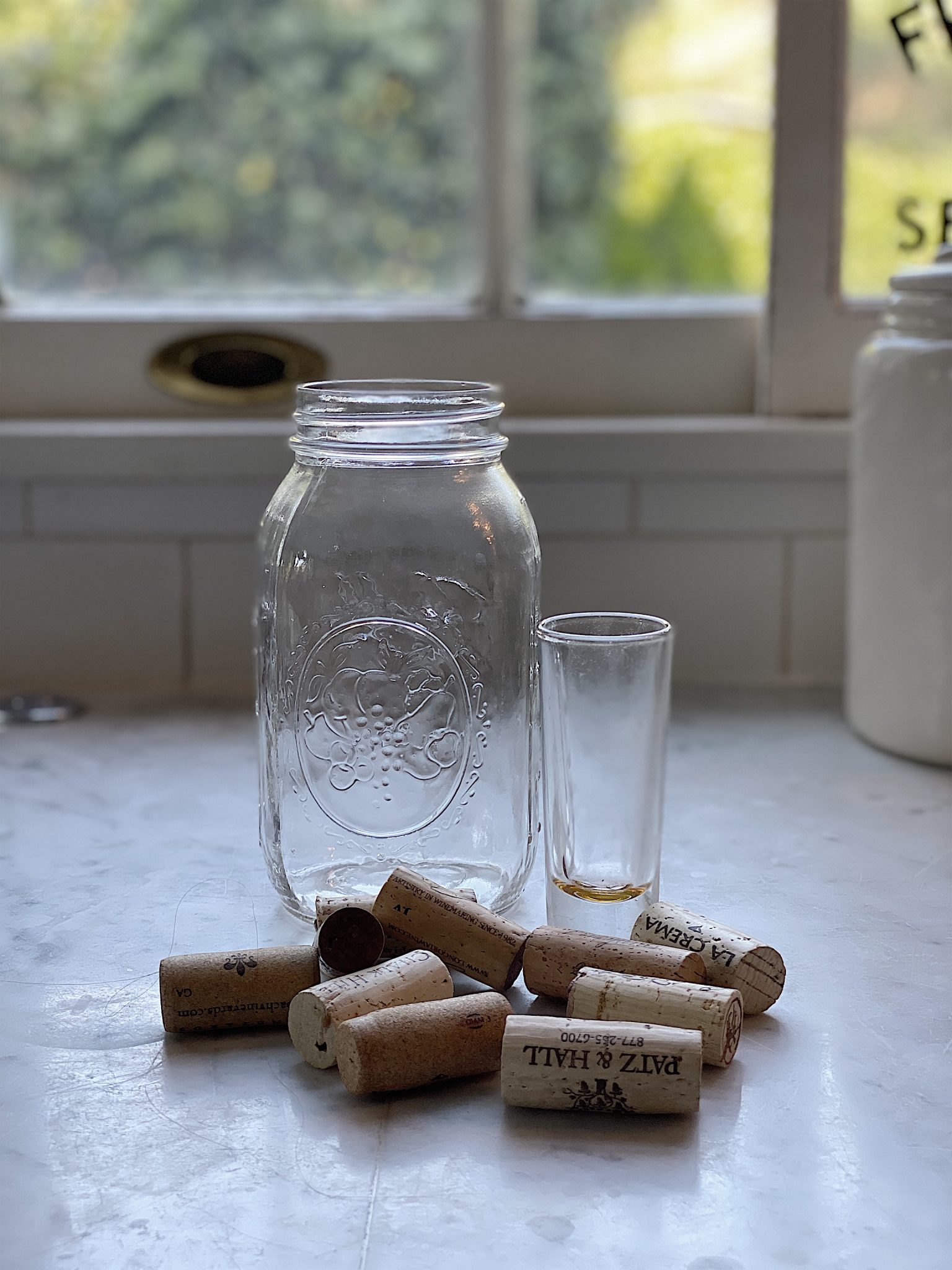 How to Make Cork Vases