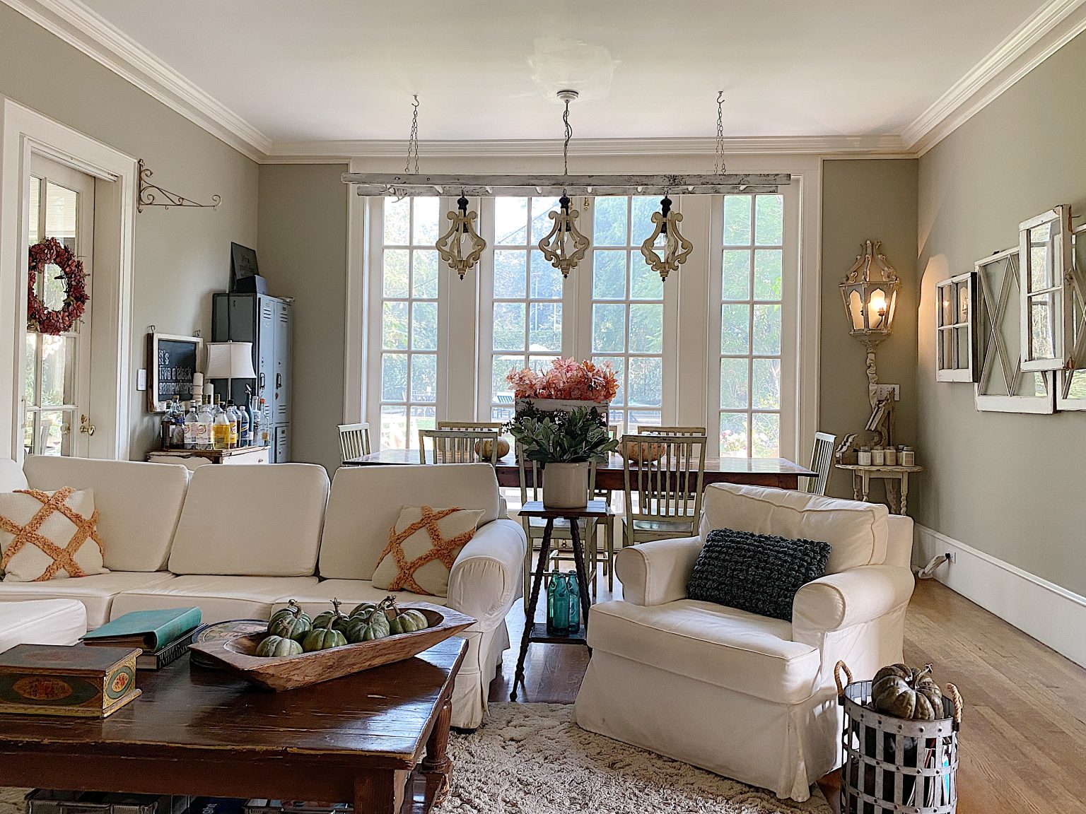 Family Room Fall Decor Ideas