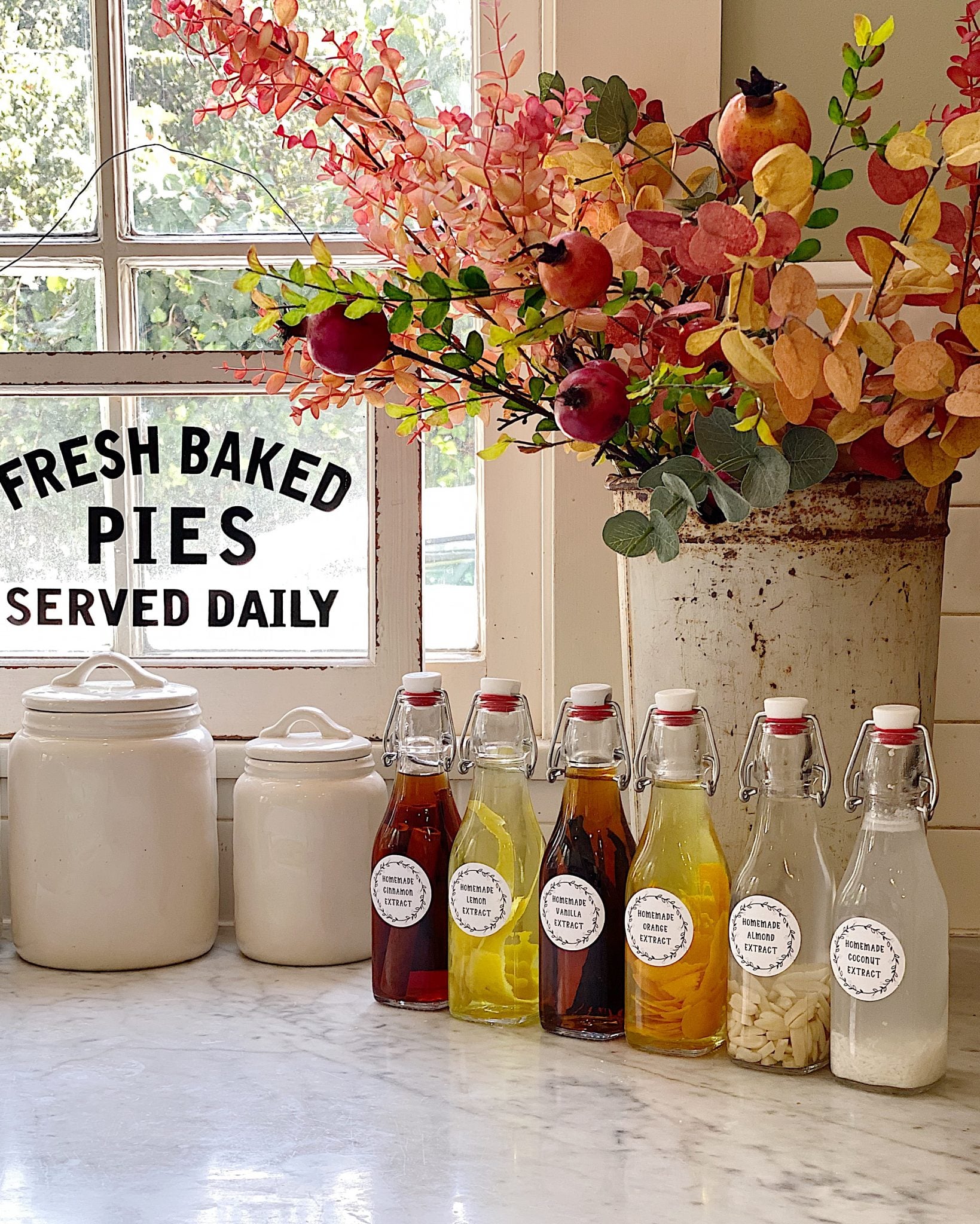 How to Make Homemade Vanilla Extract and Flavored Extracts MY 100