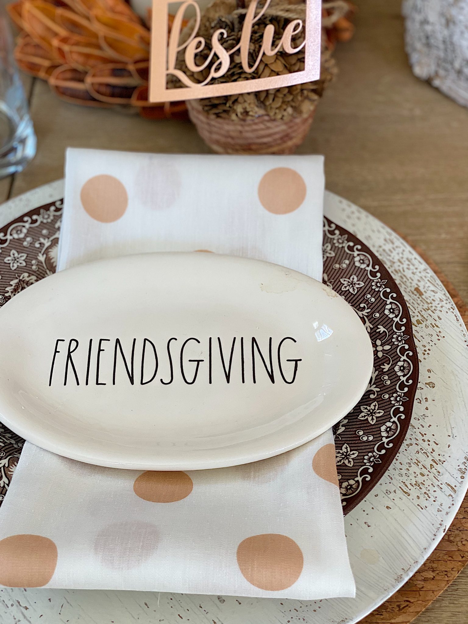 Friendsgiving Table Setting