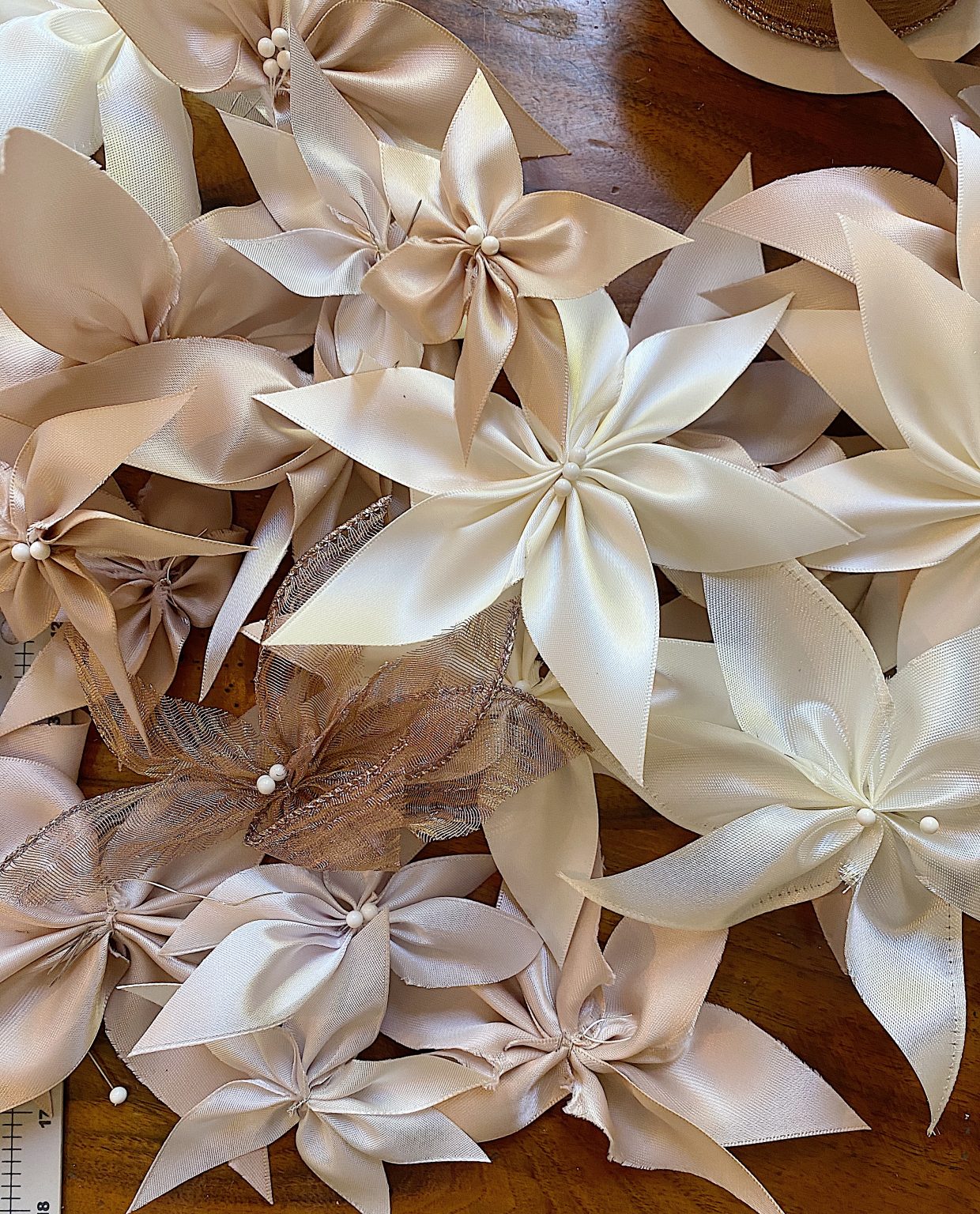 How to Make a Ribbon Wreath 18
