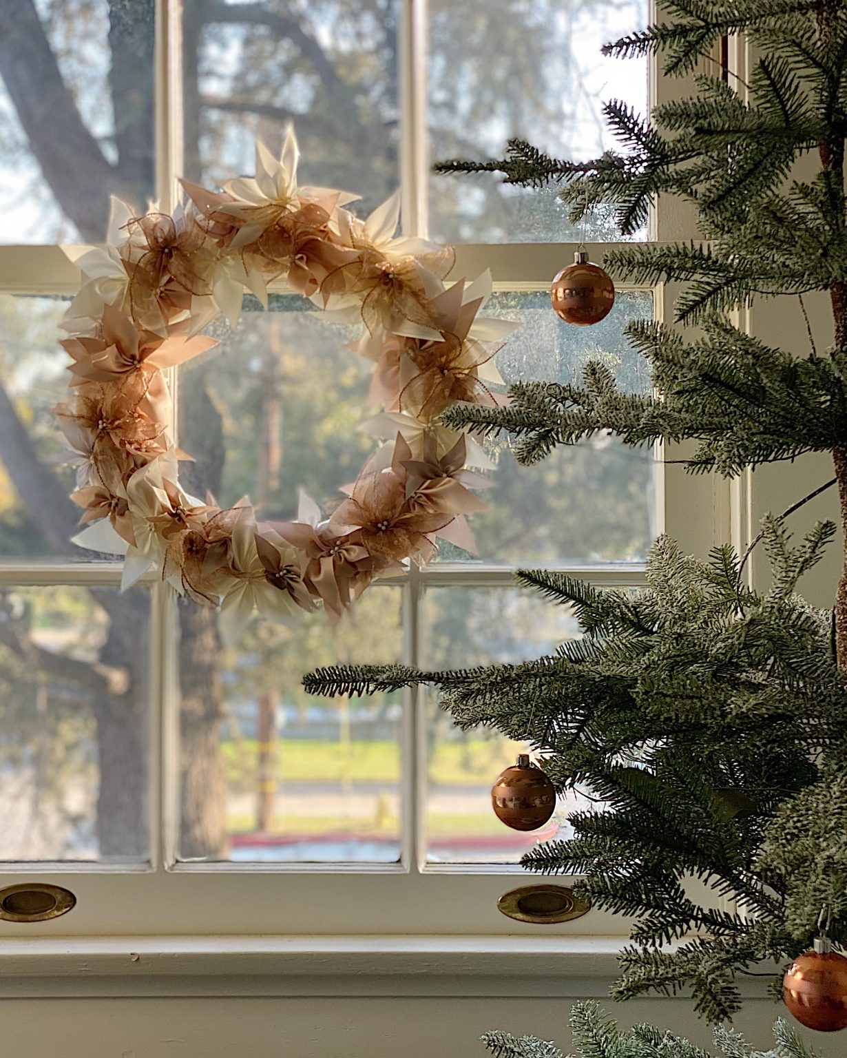 How to Make a Ribbon Wreath