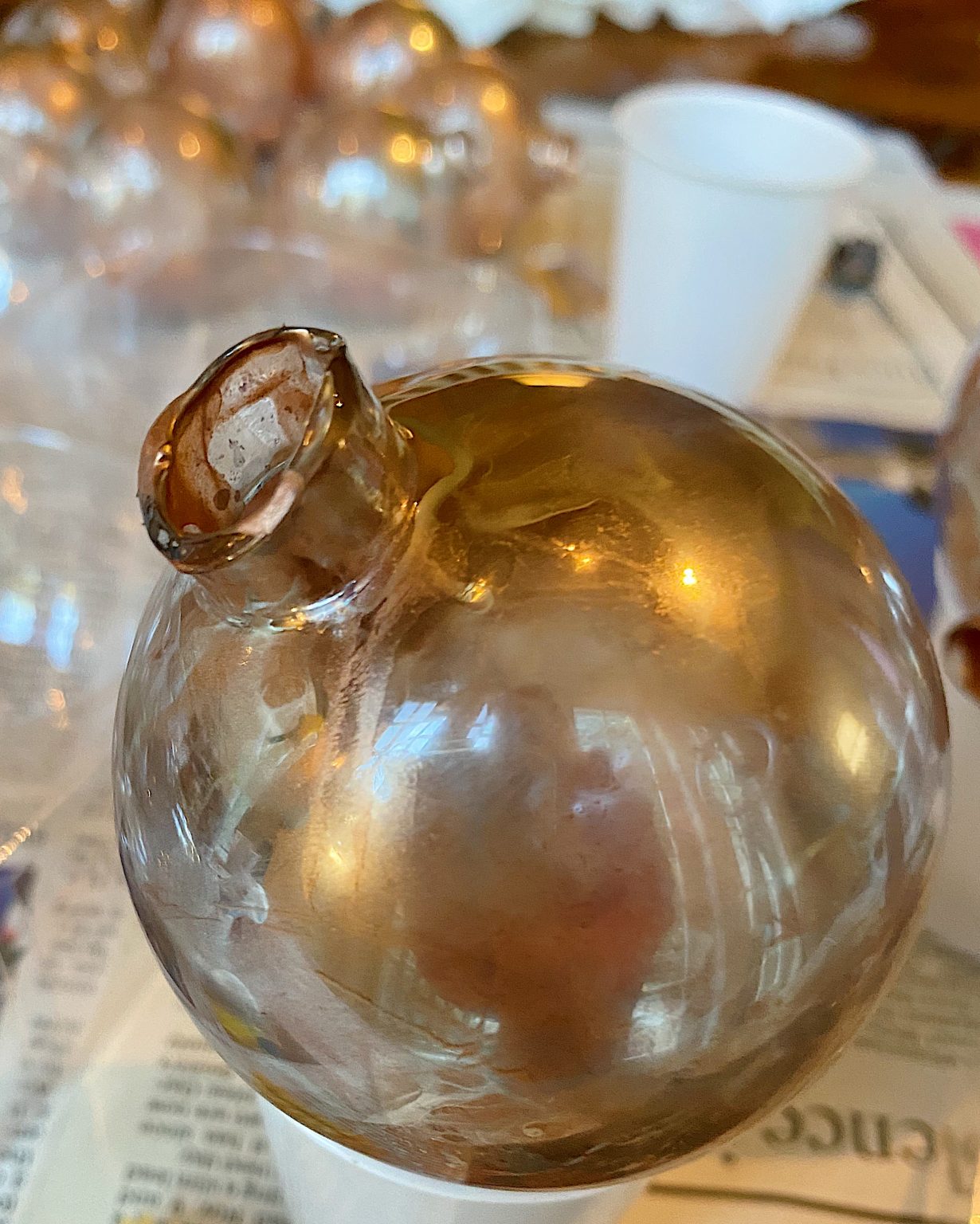 How to Style a Rose Gold Christmas Tree 