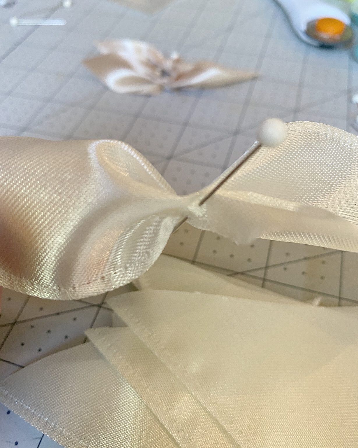 Steps to Make a Ribbon Wreath