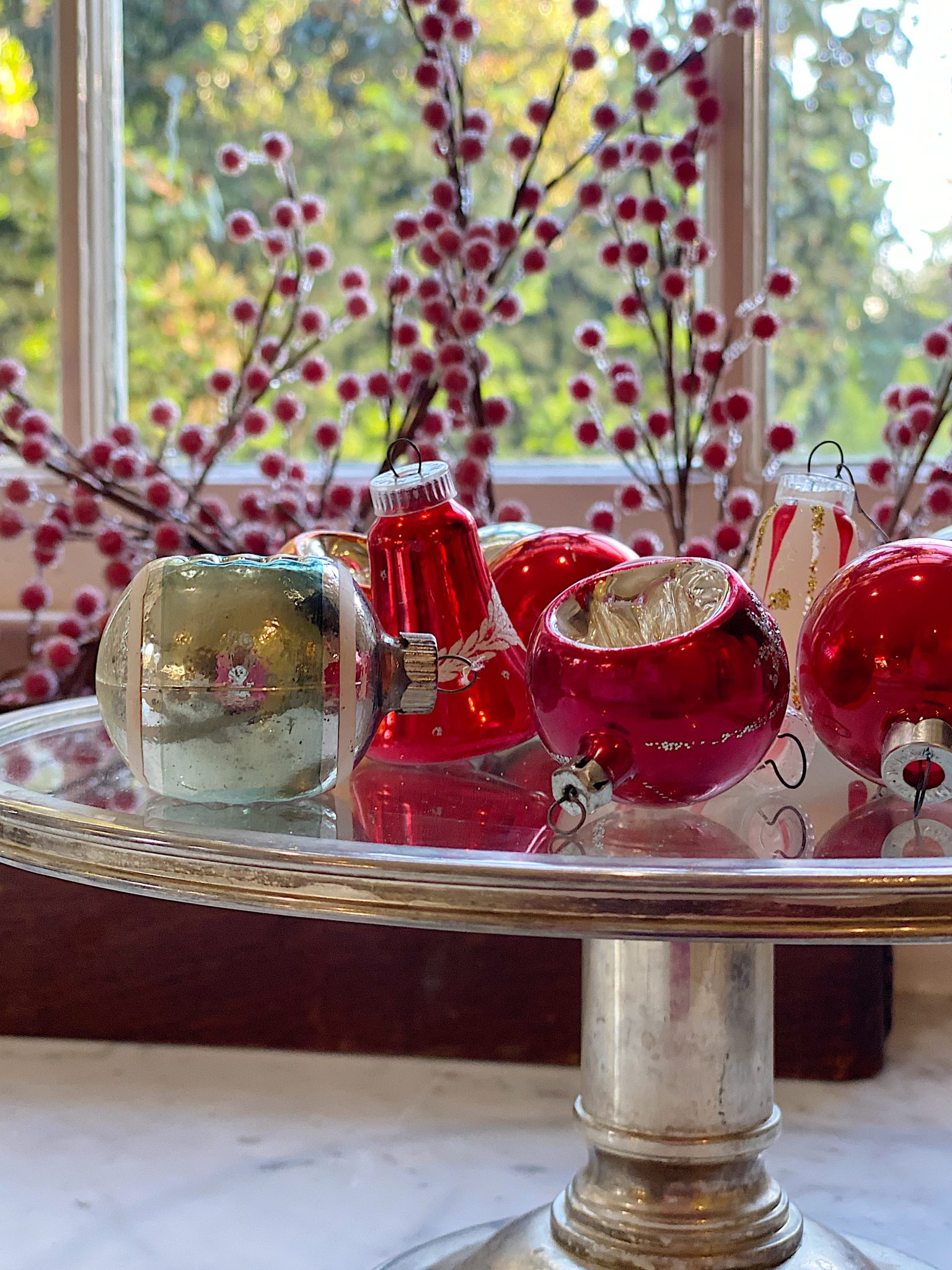 It’s Time to Start Looking for Vintage Christmas Ornaments - MY 100 ...