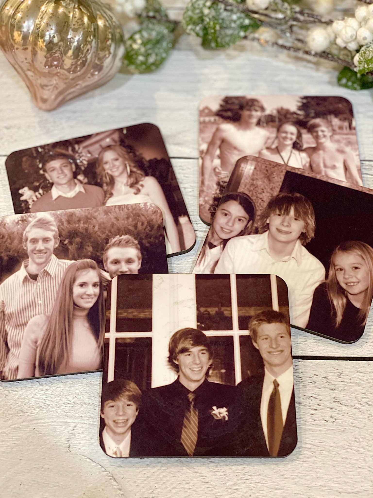 Ways to Display Christmas Cards 13
