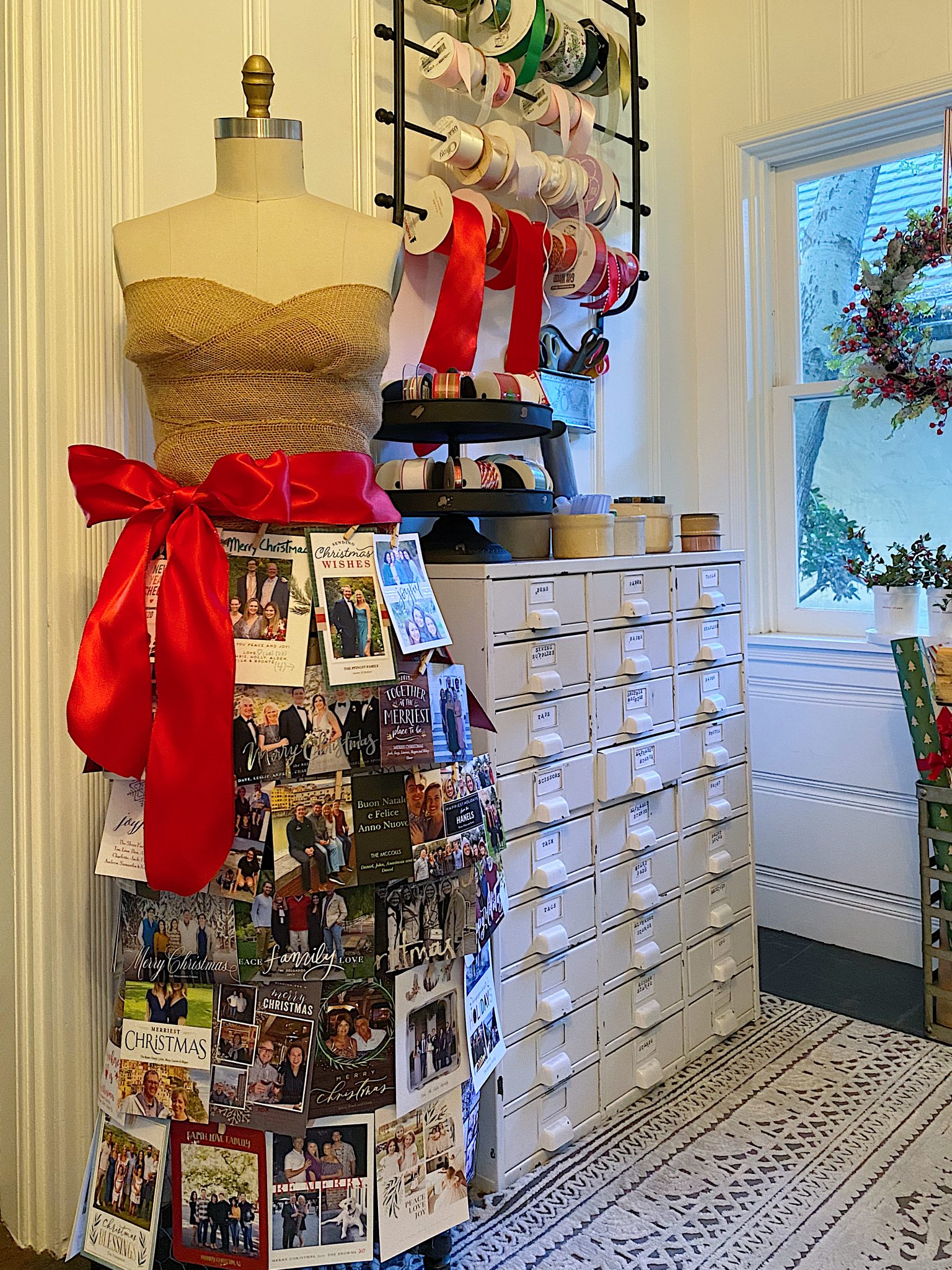 Ways to Display Christmas Cards 19