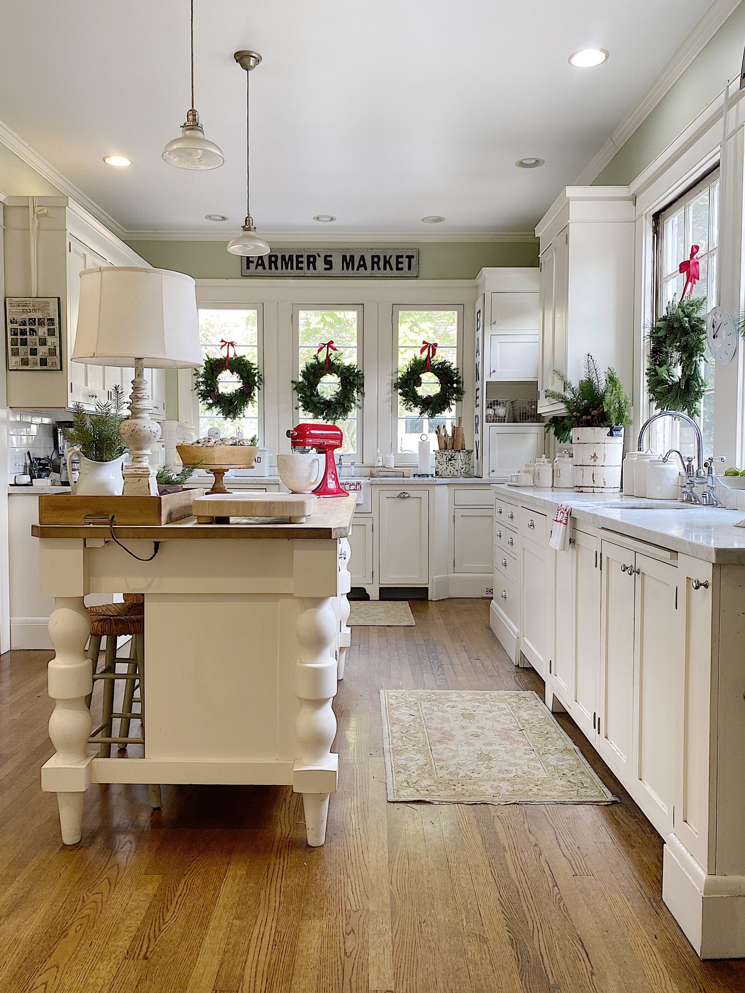 Christmas Kitchen Tour