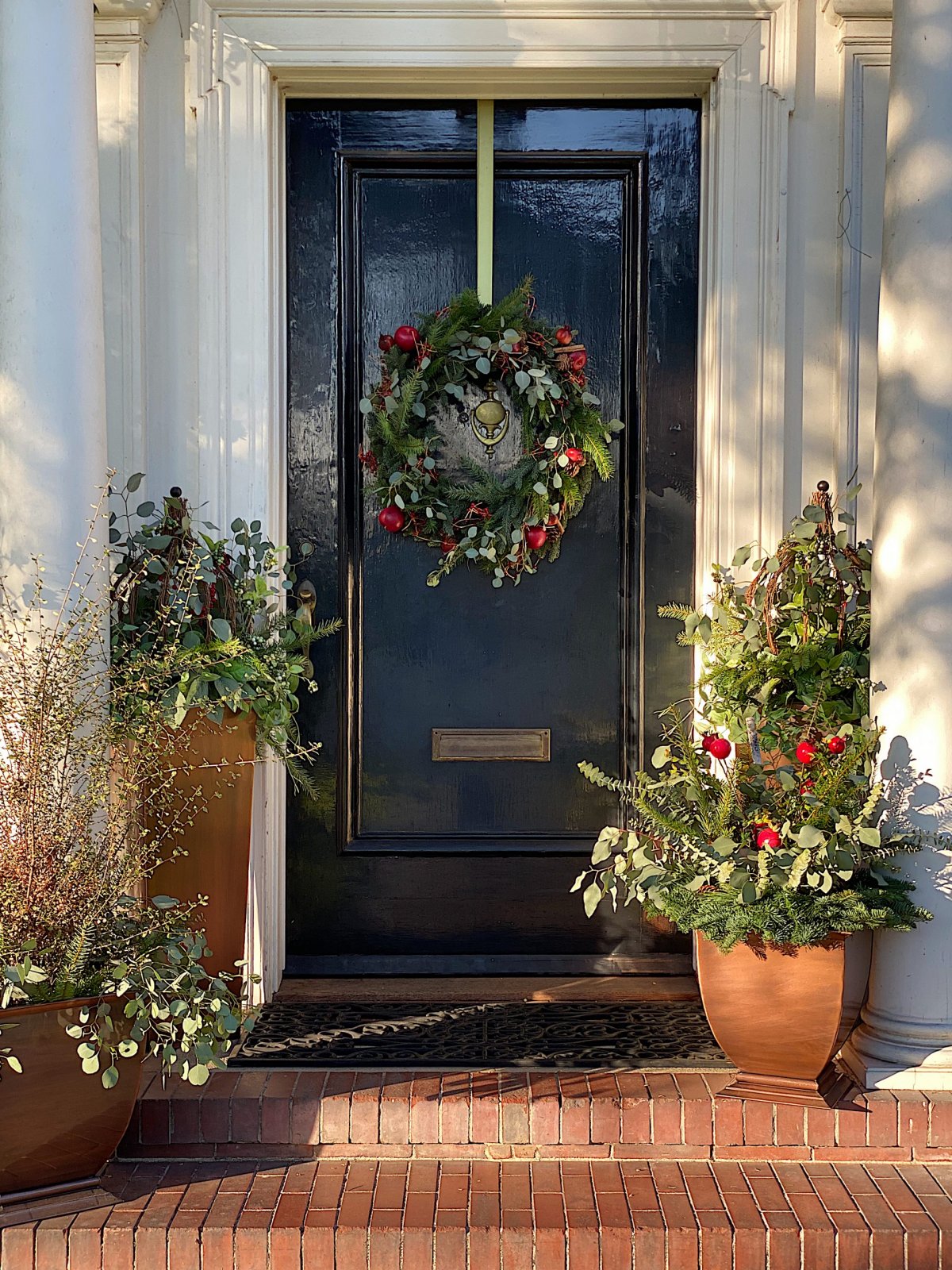 Christmas Crafting - How to Style Your Front Porch - MY 100 YEAR OLD HOME