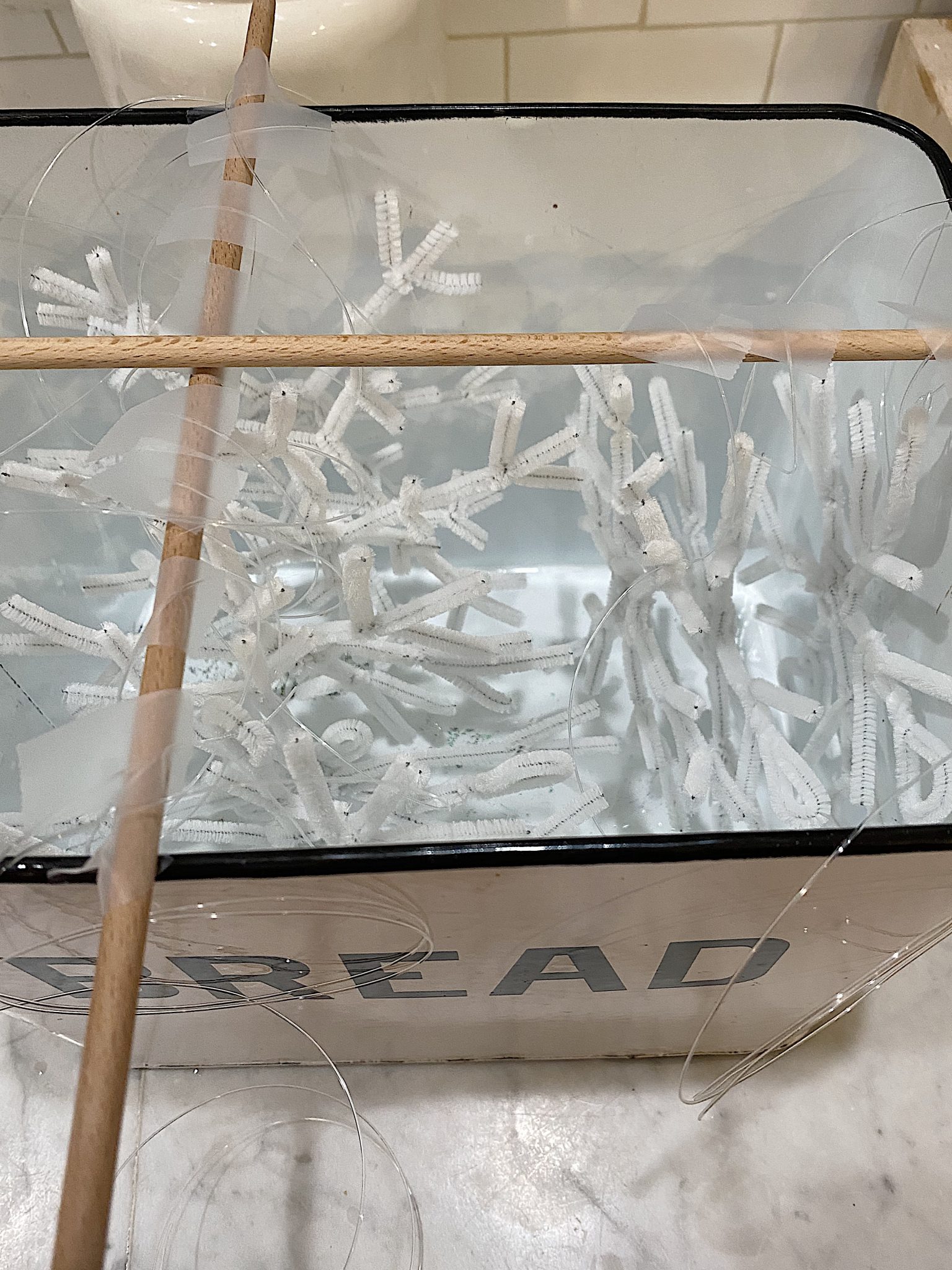 How to Make Crystalized Snowflakes