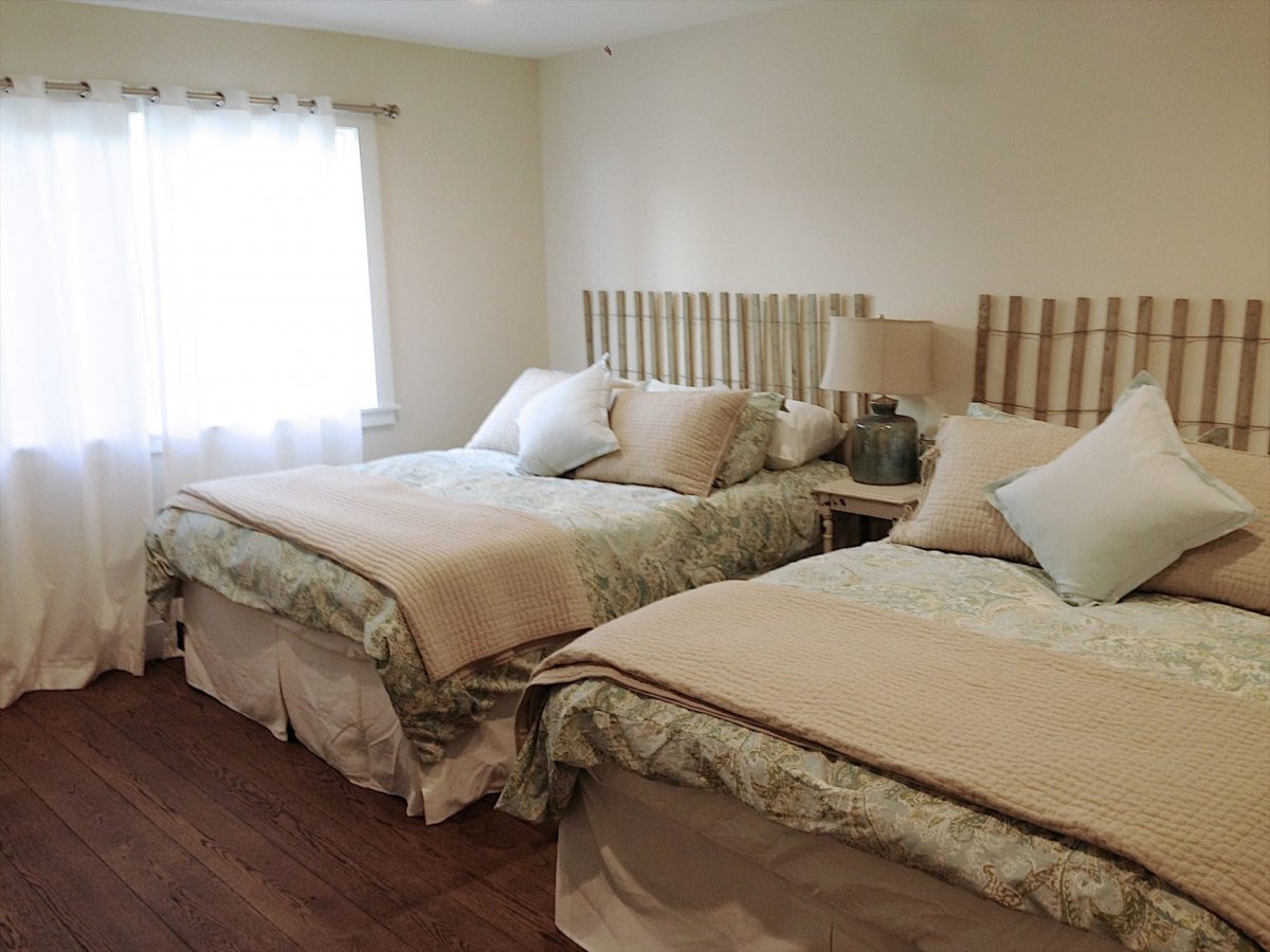 Beach-House-Bedroom-Downstairs