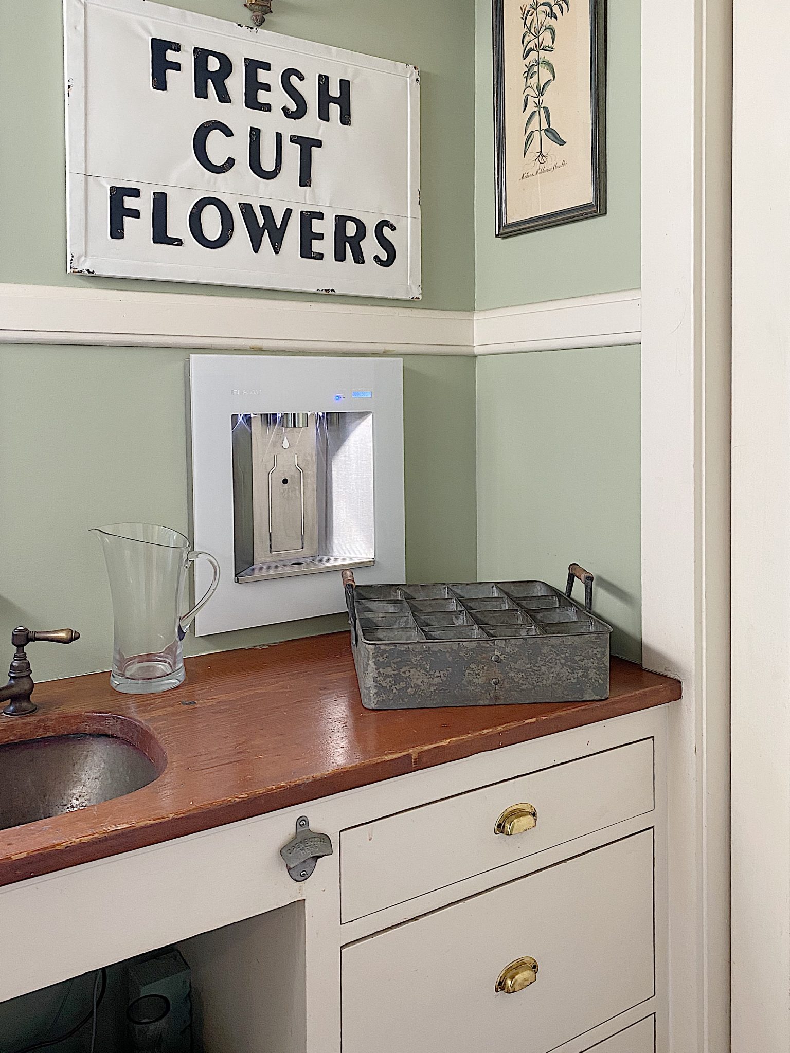 Butler's Pantry