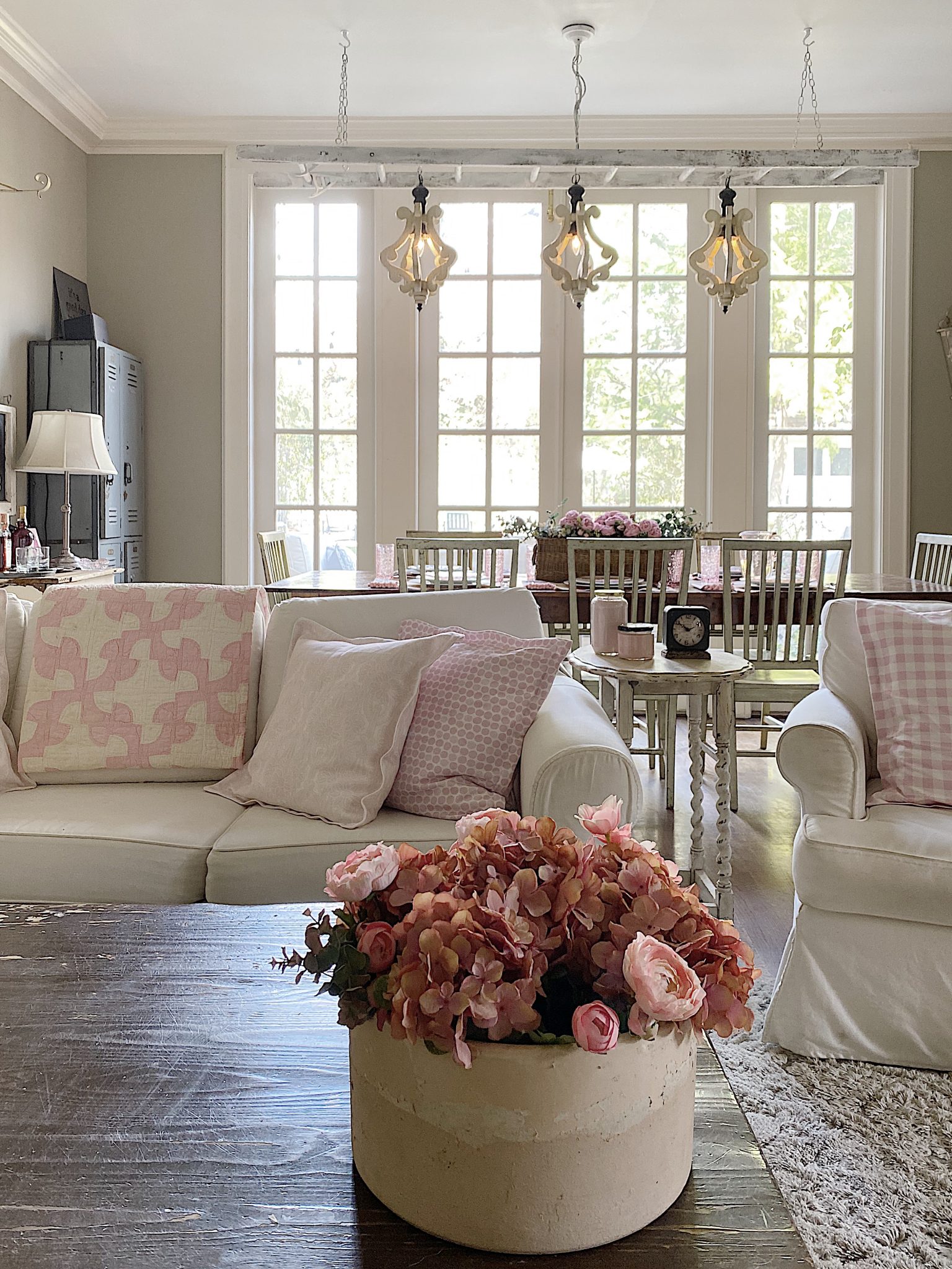 Home Decor Ideas with Custom Fabric Pink Pillows