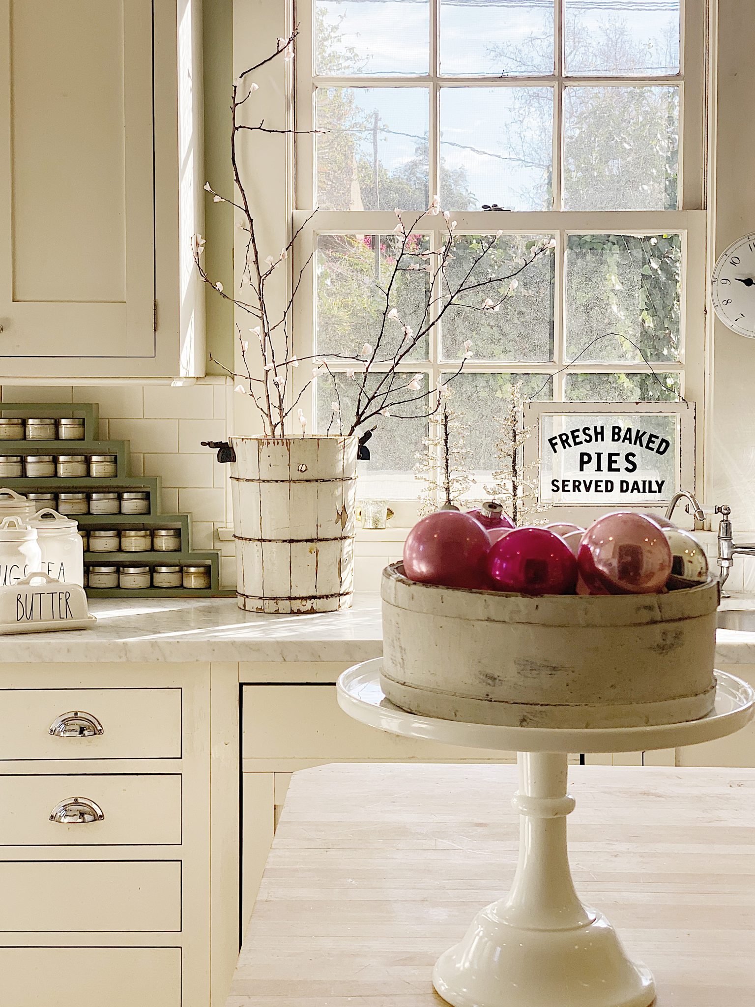How to Organize Your Kitchen and Simplify