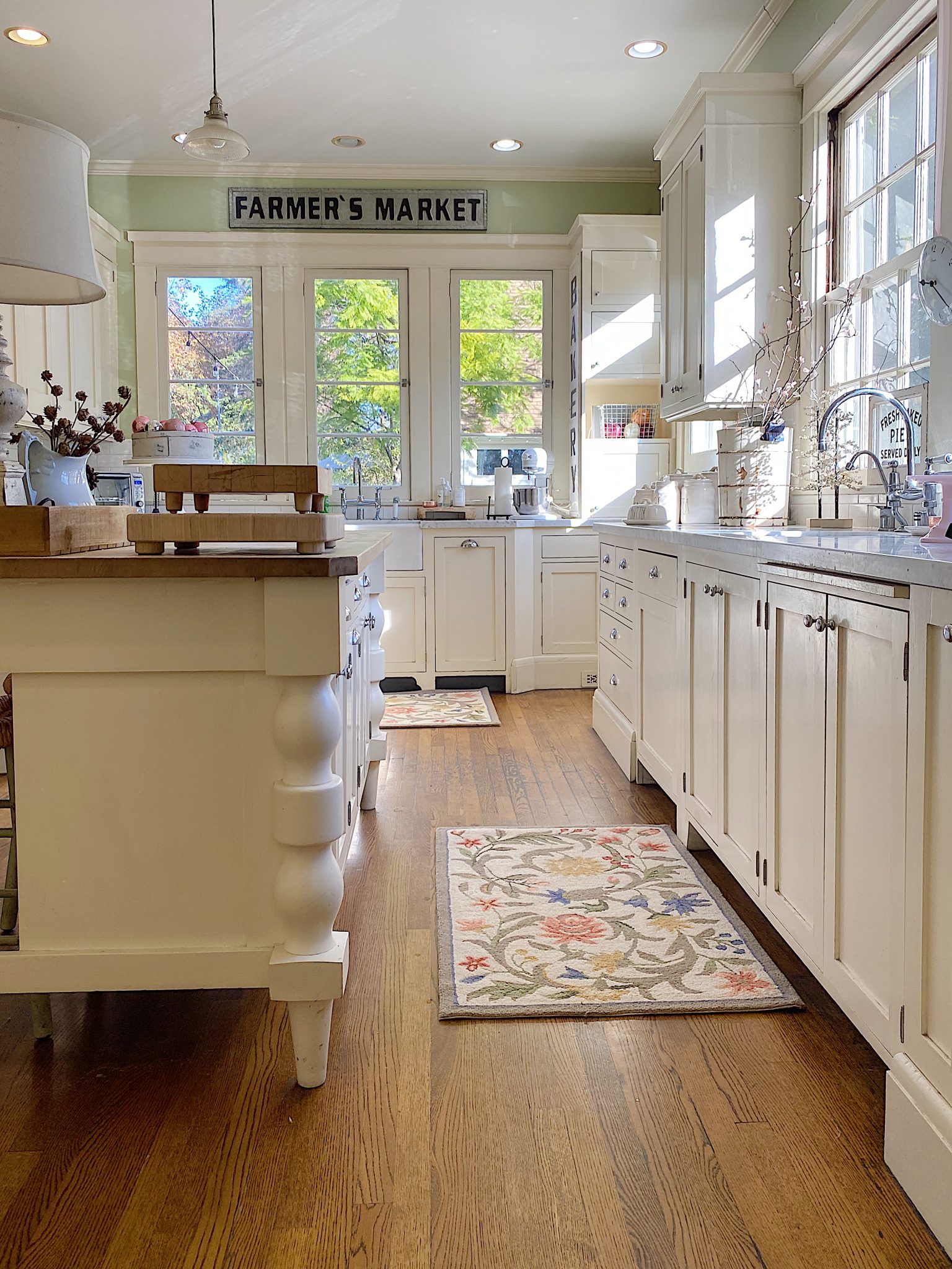 How to Organize Your Kitchen and Simplify