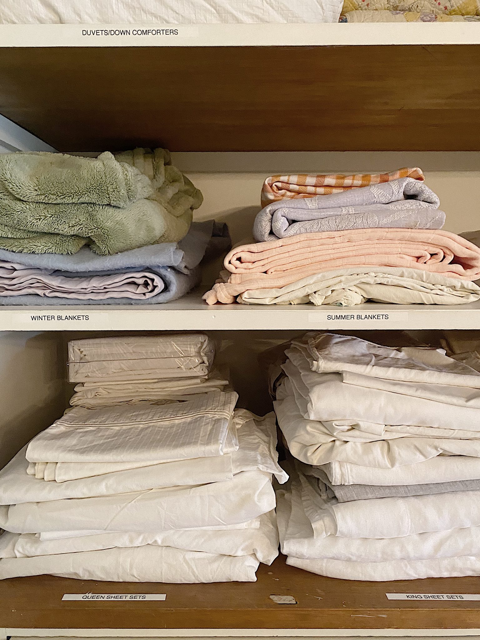 Organize a Linen Closet Bedding