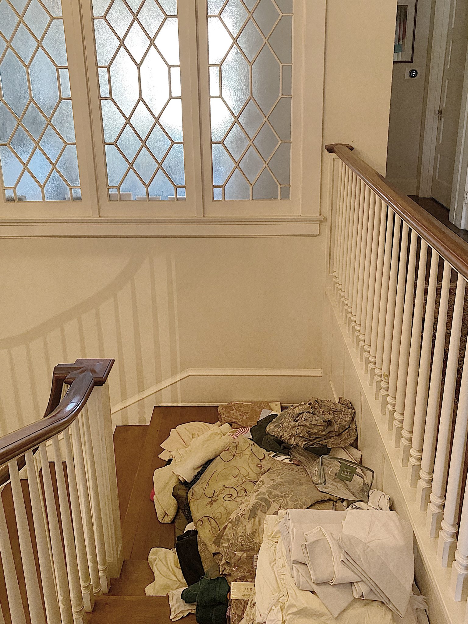 Organize a Linen Closet Discards