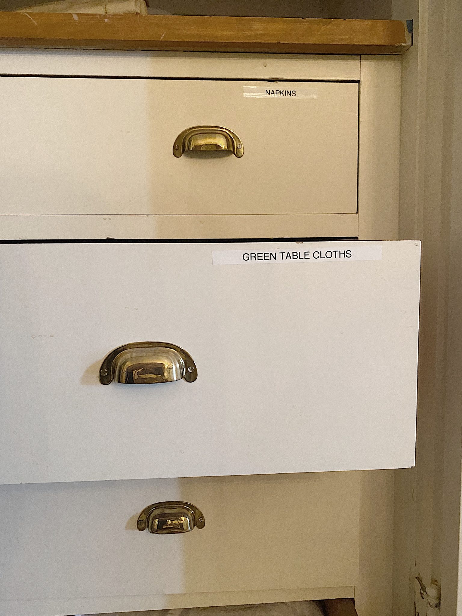 Organize a Linen Closet Label Drawers
