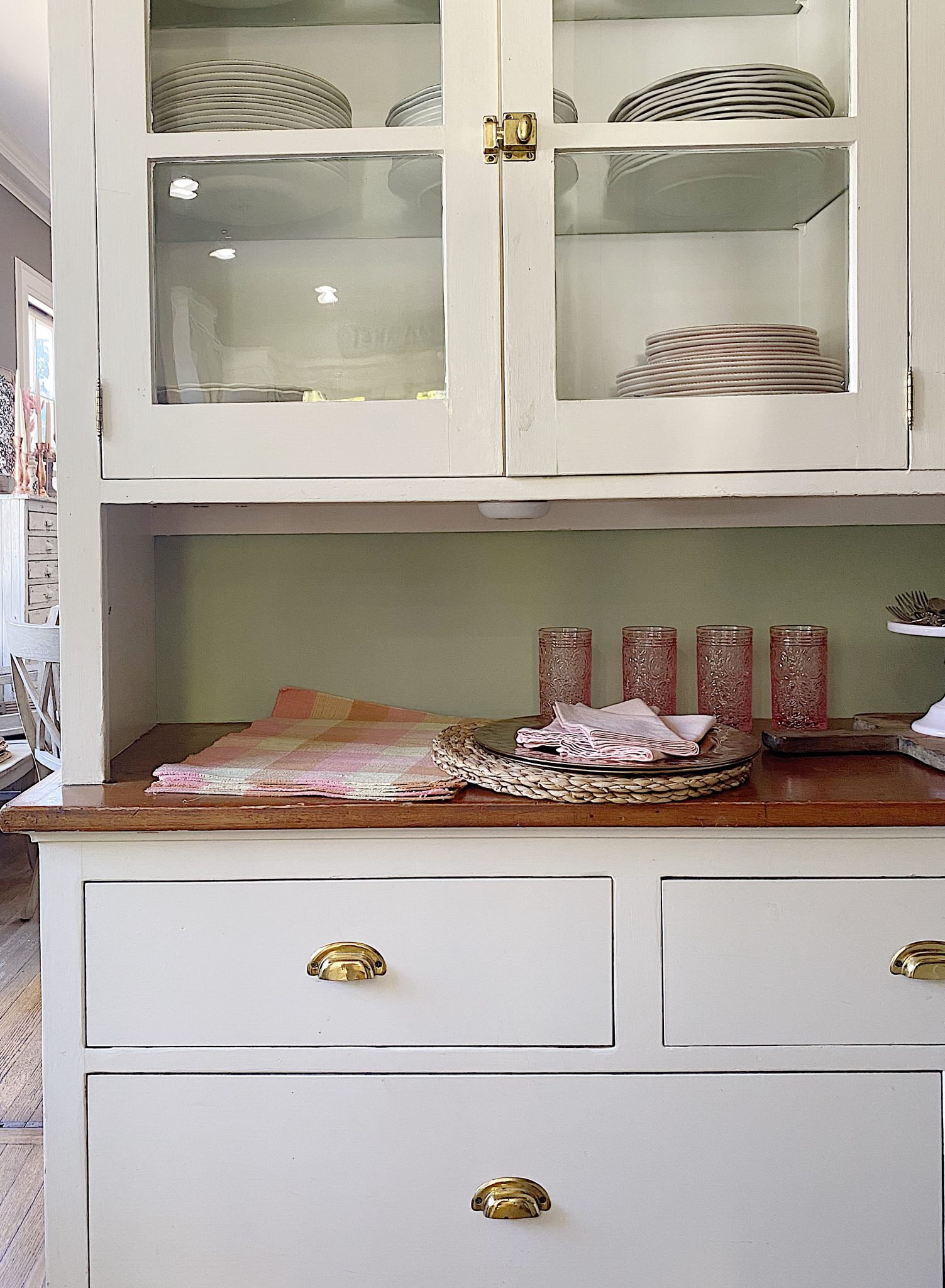 Organizing the Butler's Pantry Pink Dishes