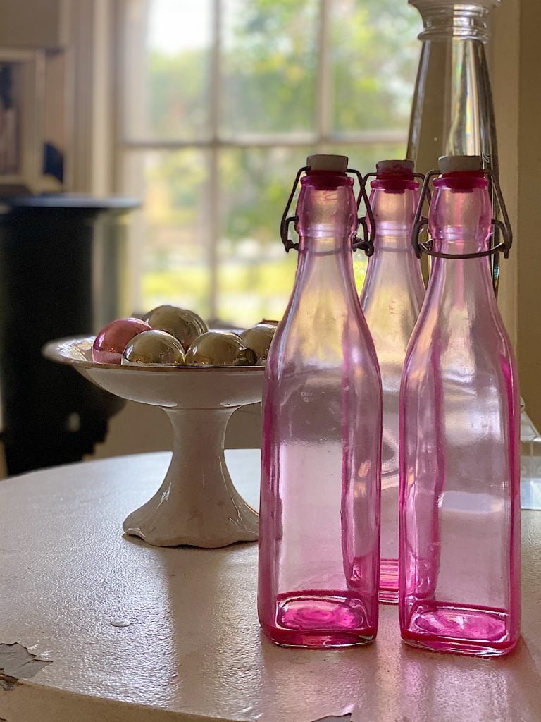 Painted Pink Bottles DIY