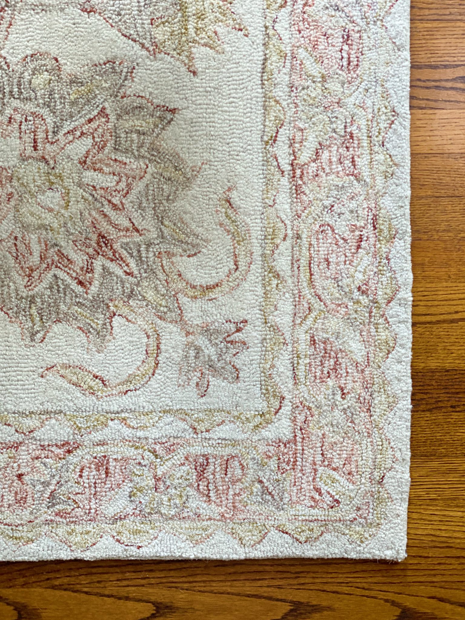 The Best Farmhouse Dining Room Rug 6