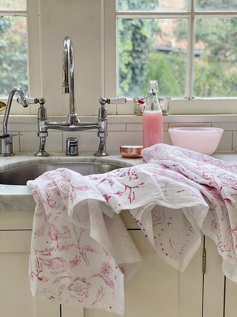 Valentine DIY Dish Towels