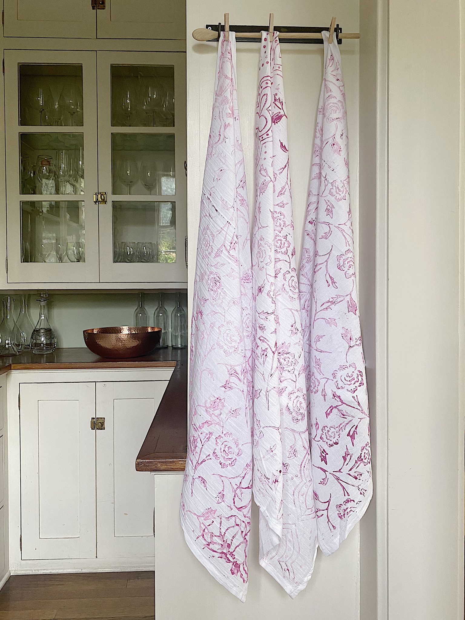 Valentine DIY Hanging Towels