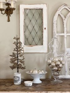 Winter Decorating Ideas in the Living Room - MY 100 YEAR OLD HOME
