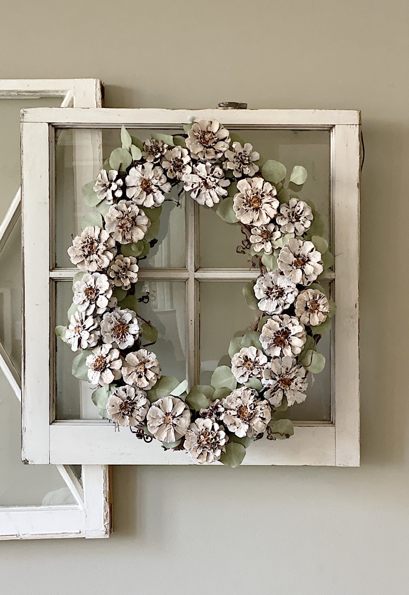 White Pine Cone Wreath DIY